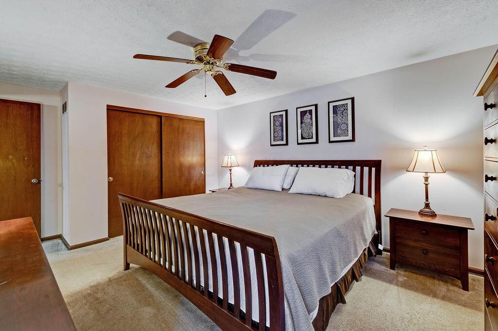 578 South Spring Road Westerville, OH 43081 - Photo 18 of 37 Owner's Suite