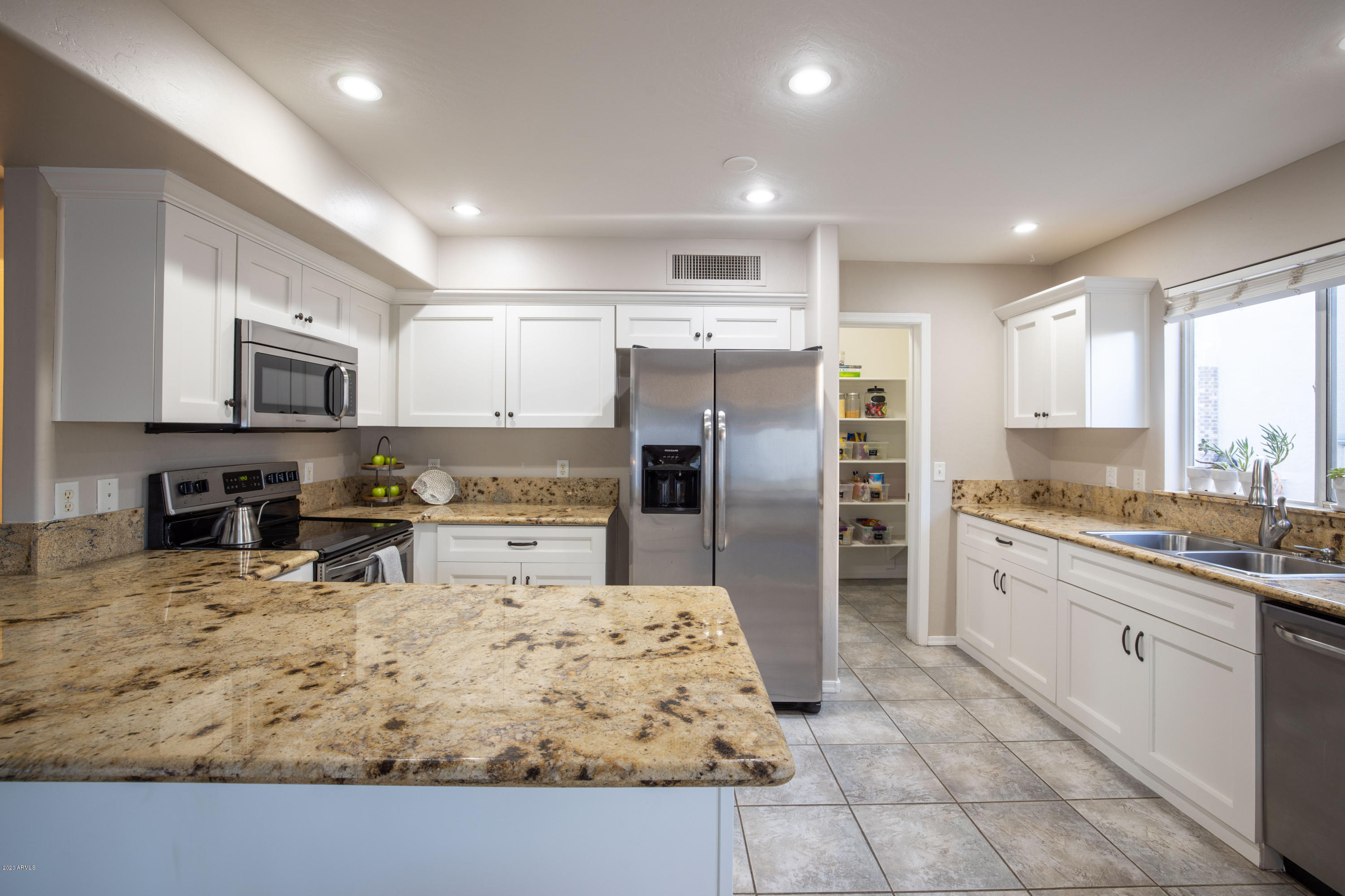 2563 East Del Rio Court Gilbert, AZ 85295 - Photo 20 of 54 Del Rio-46