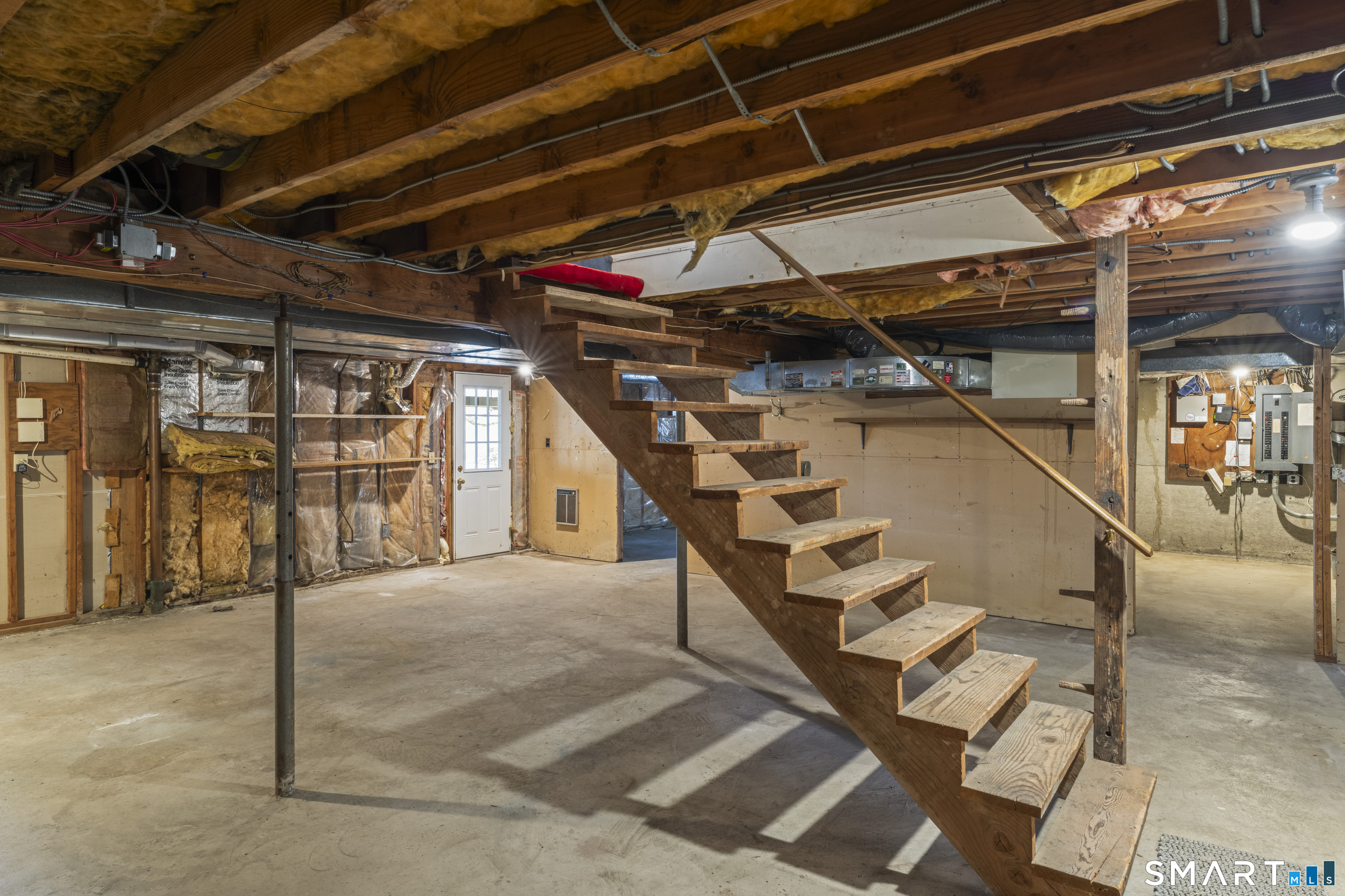 30 Currituck Road Newtown, CT 06470 - Photo 35 of 38 a view of entryway