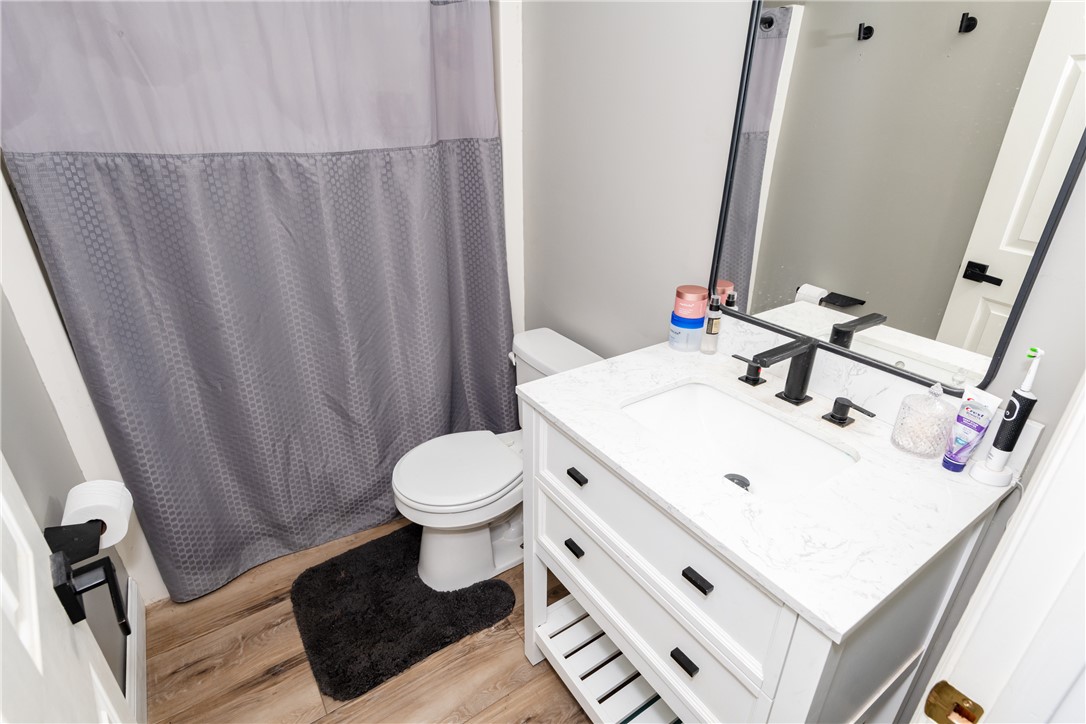 175 Marrett Farm Road Englewood, OH 45322 - Photo 24 of 29 This bathroom features elegant fixtures and practical design, perfect for daily routines.