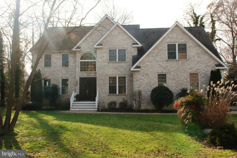 3920 Rhode Harbor Road Edgewater, MD 21037 - Photo 1 of 30 Exterior (Front)