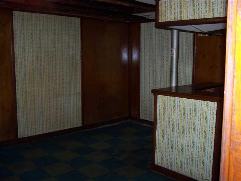 484 Reno Street Rochester, PA 15074 - Photo 14 of 14 Basement/Game Room.