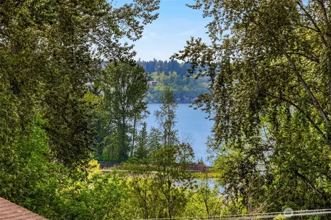 $2,898,000 | 10030 Northeast 110th Street, Kirkland, WA 98033
