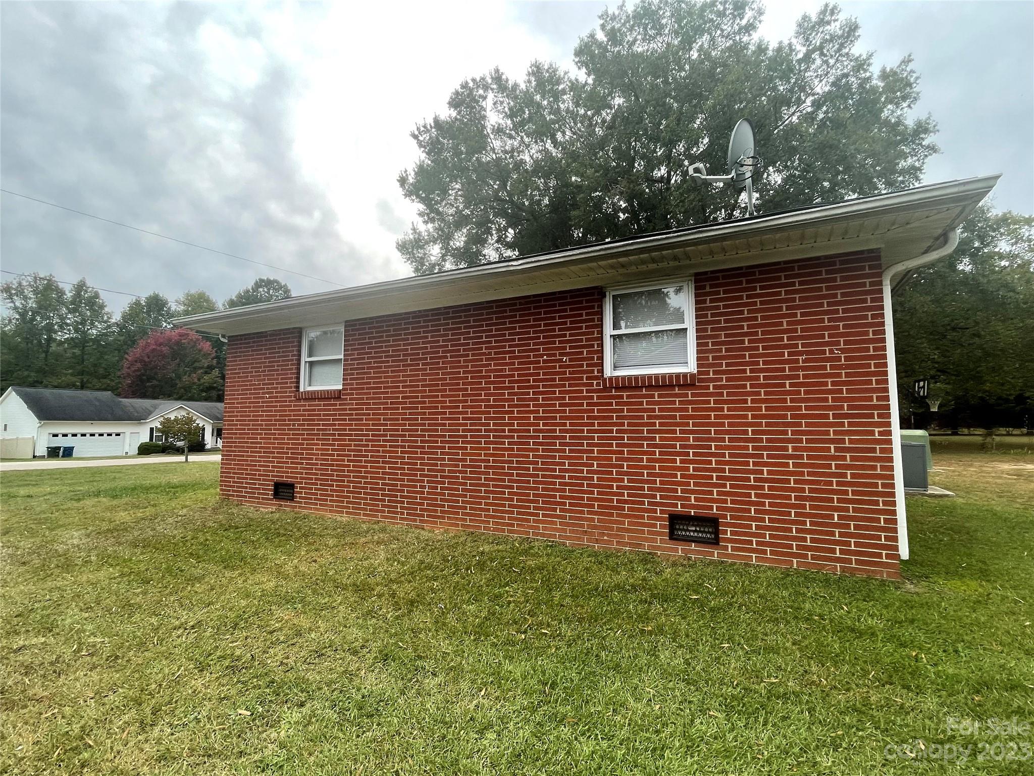 428 Mirror Lake Road Salisbury, NC 28146 - Photo 4 of 13 Gallery Image 4