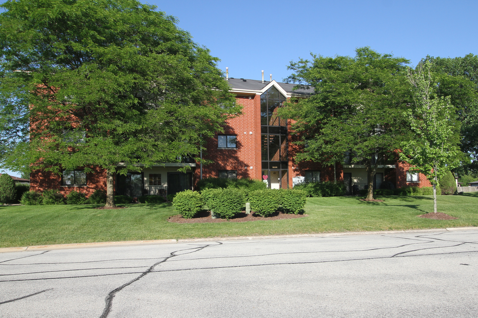 18206 Rita Road, Unit 1B Tinley Park, IL 60477 - Photo 1 of 21