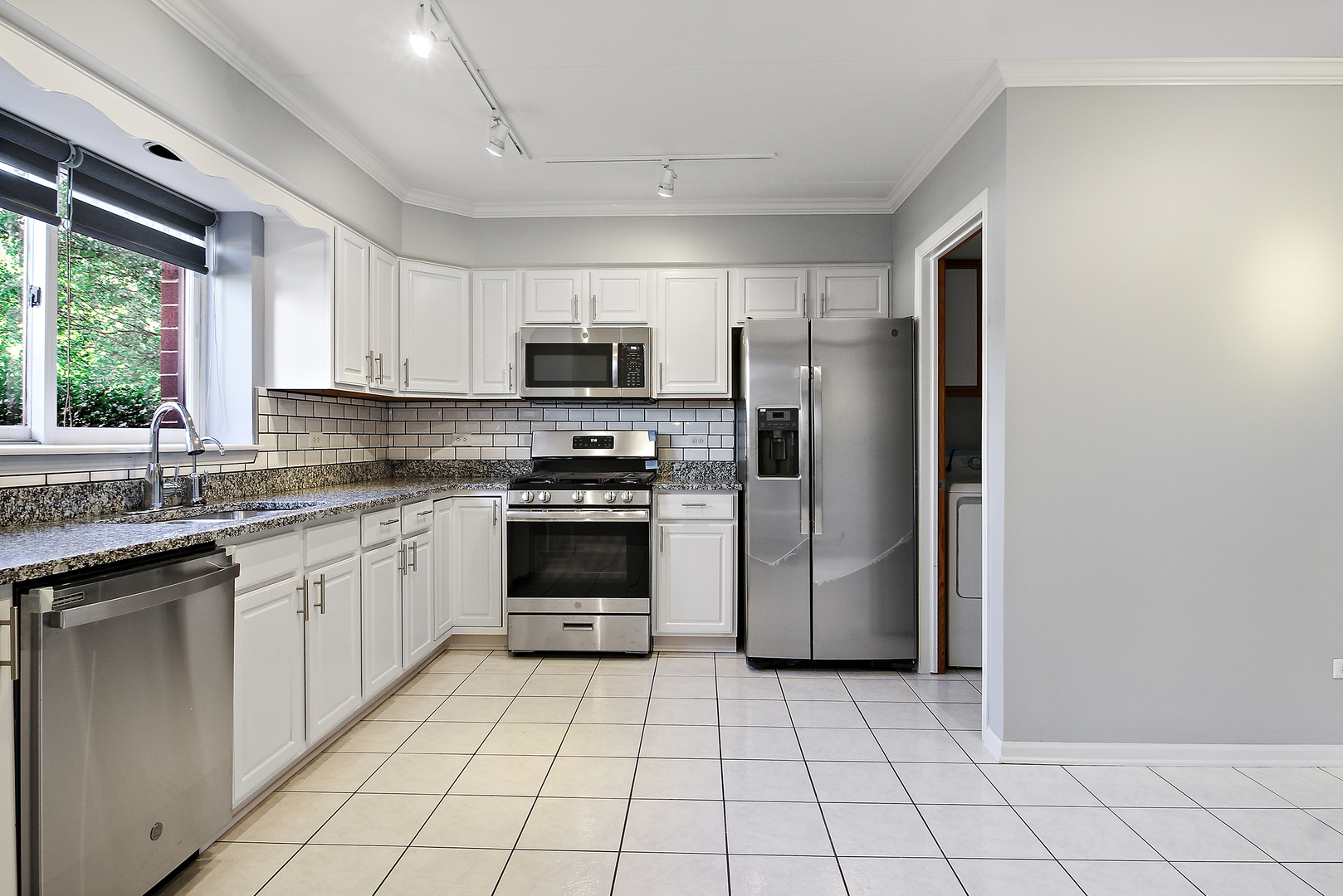 18206 Rita Road, Unit 1B Tinley Park, IL 60477 - Photo 6 of 21