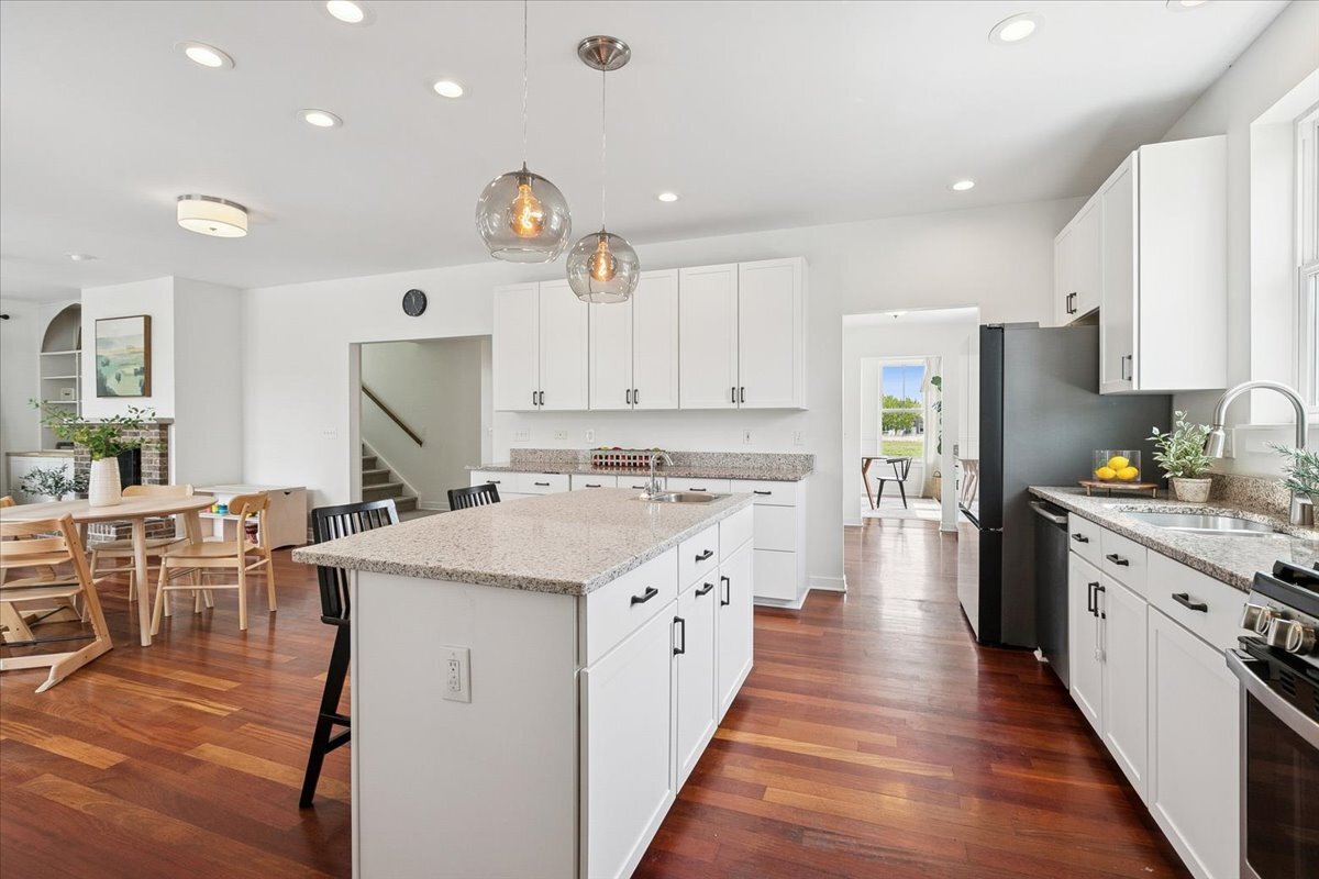 860 Blazing Star Road Grayslake, IL 60030 - Photo 14 of 41