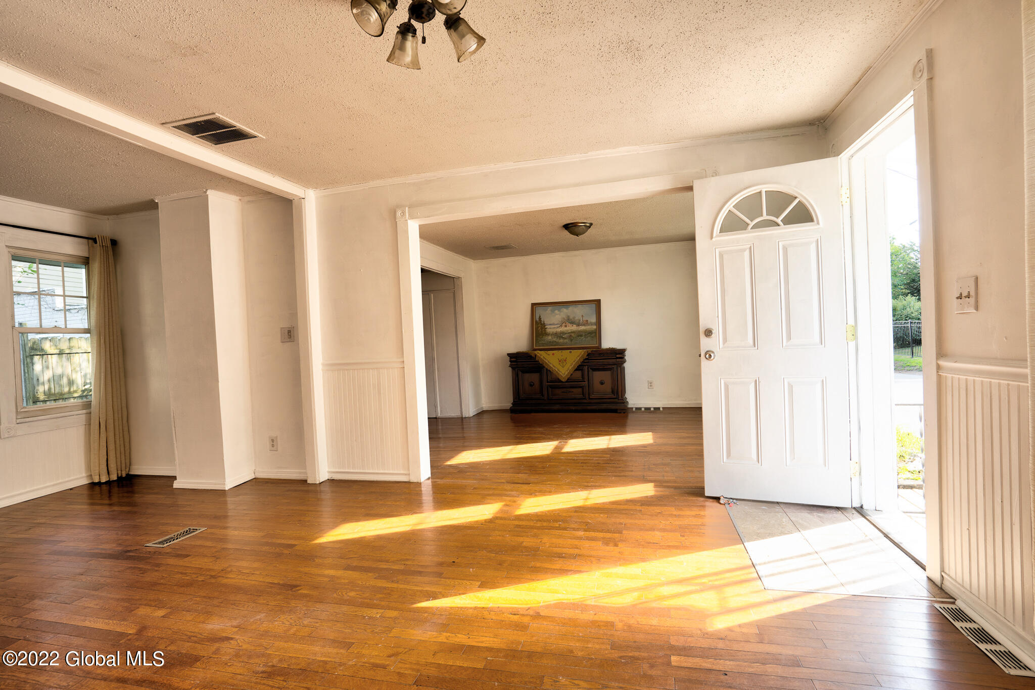 28 Champlain Road Stillwater, NY 12170 - Photo 2 of 27 DSC09466_7_8HDR