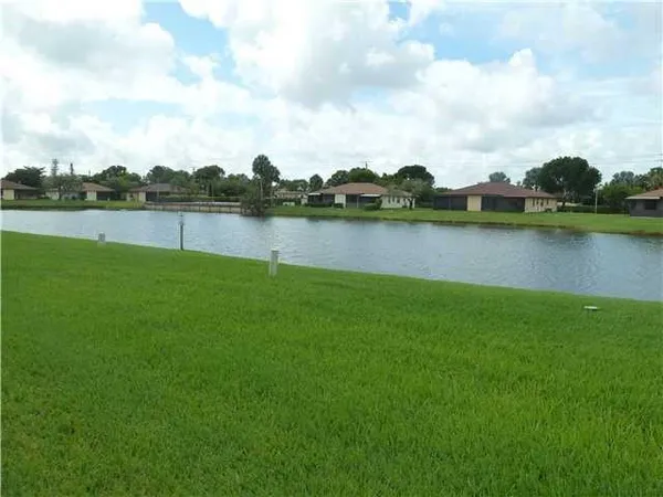 $2,600 | Undisclosed Address, Sunrise, FL 33322