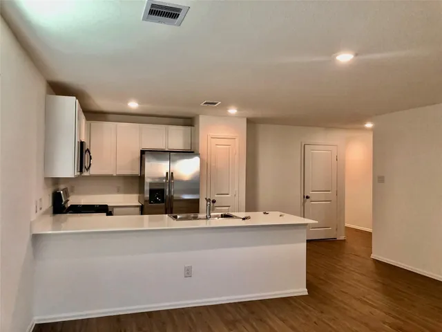 $2,100 | 4222 Iris Jade Drive, Baytown, TX 77521