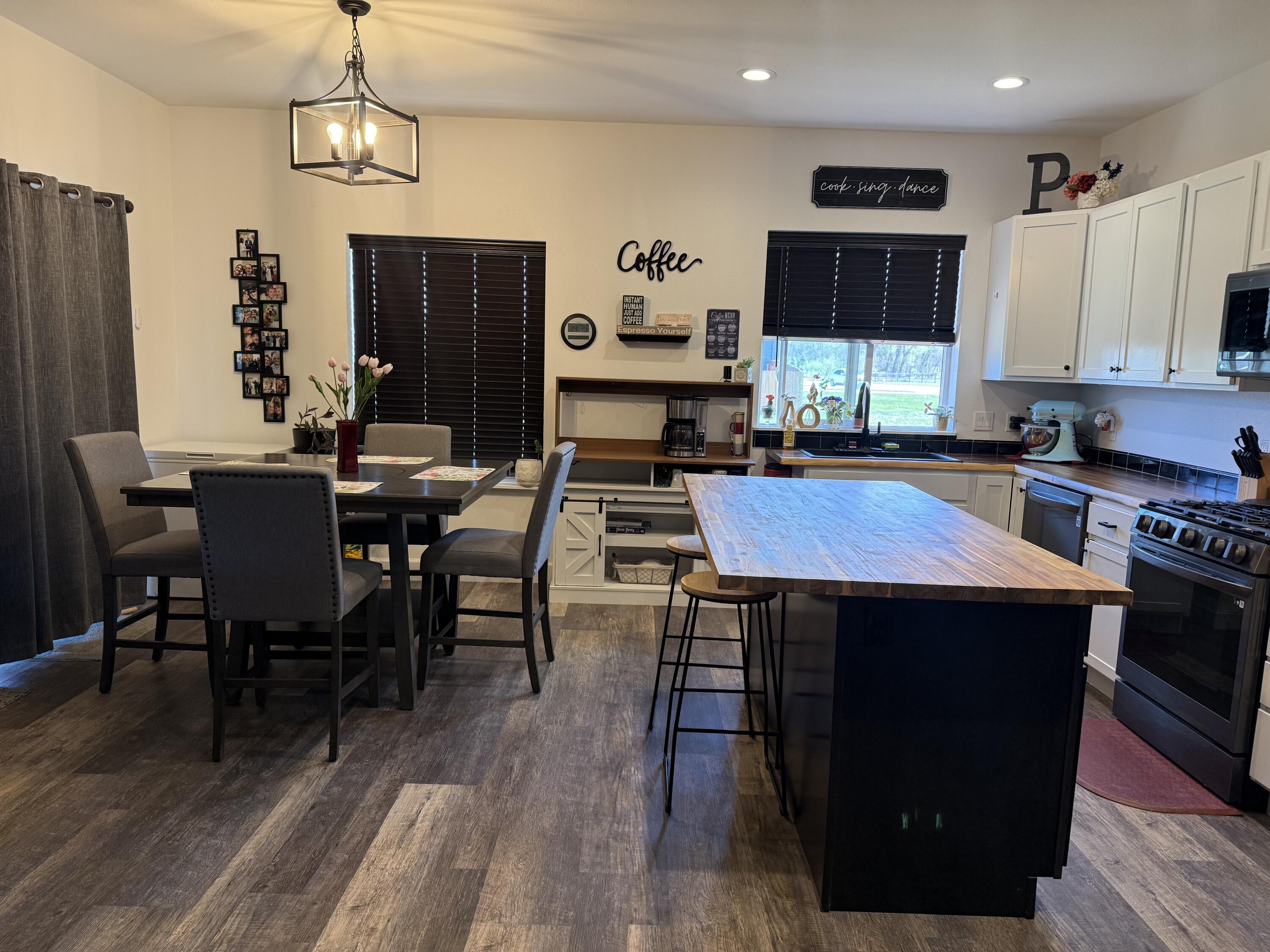 581 Riverstone Drive Ranchester, WY 82839 - Photo 8 of 24 7