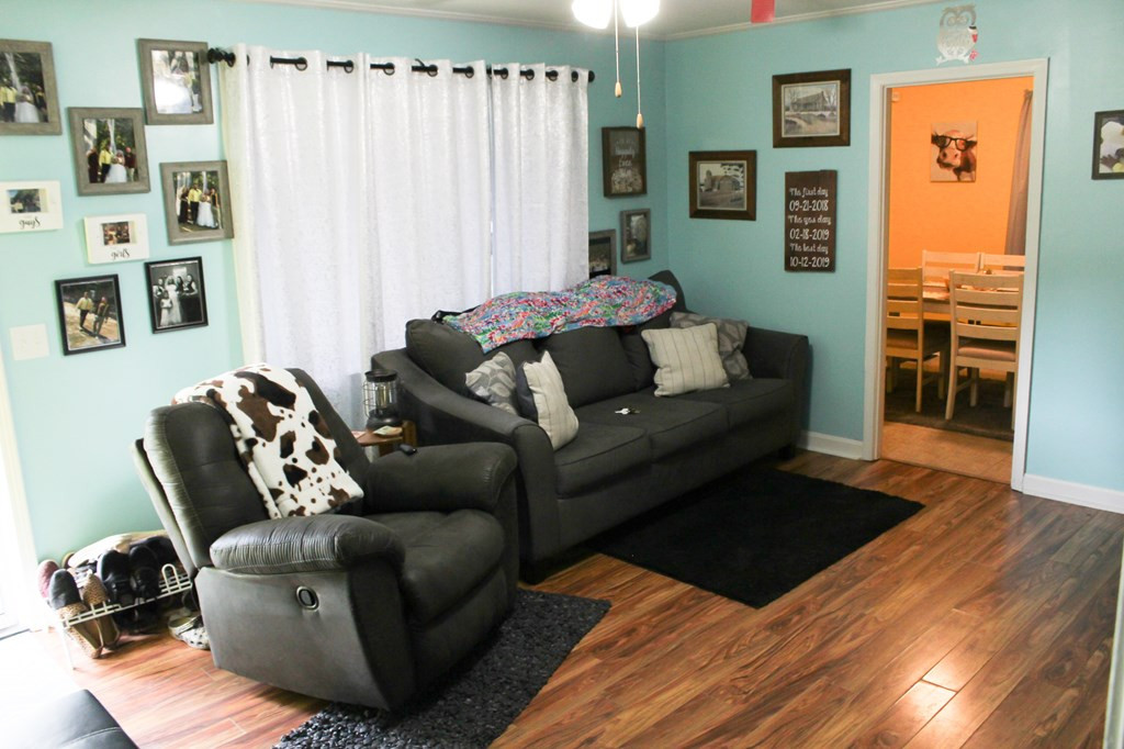 852 Perry Boulevard Sumter, SC 29154 - Photo 3 of 17 Gallery Image 3