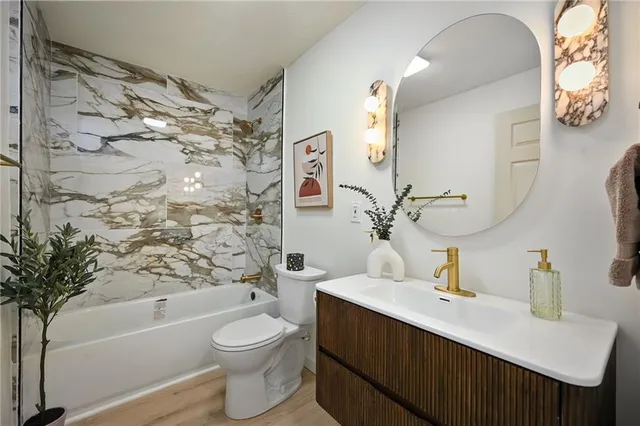 $394,900 | 1030 Northeast 88th Street, Kansas City, MO 64155