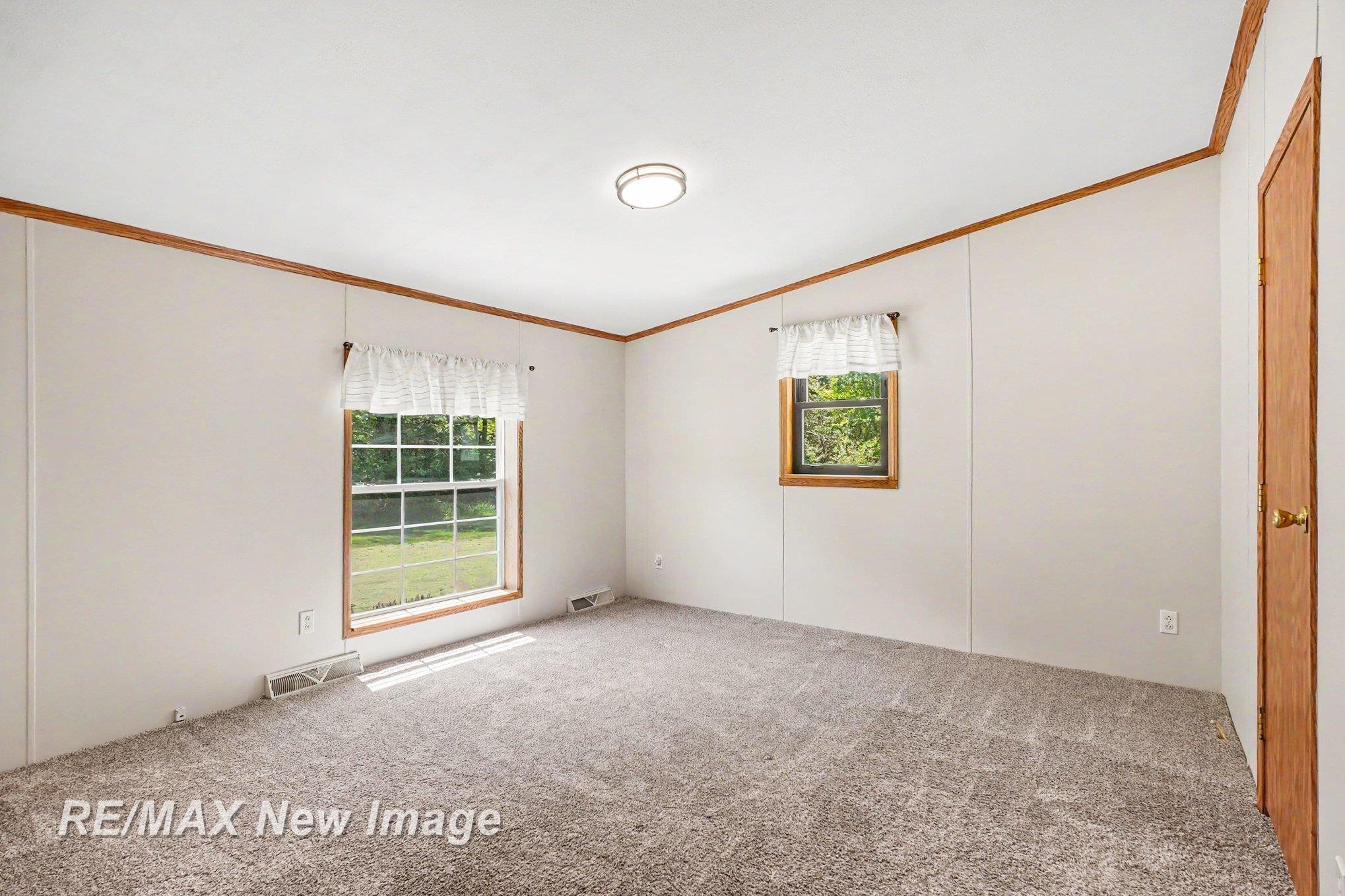 2827 North 11 Mile Road Coleman, MI 48618 - Photo 14 of 38