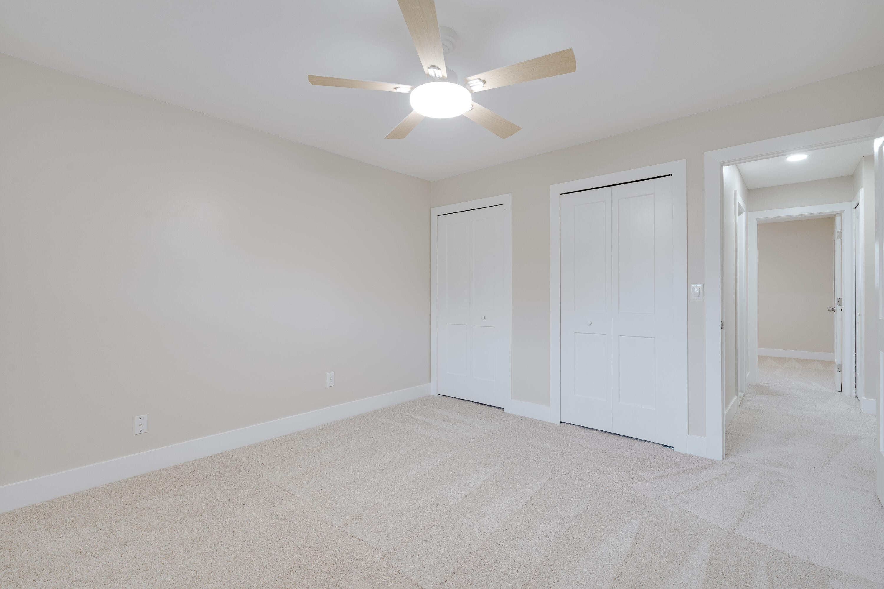 5806 Wedgewood Road Canton, MI 48187 - Photo 29 of 51 B-5806 Wedgewood, Canton-13