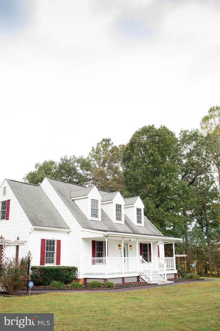 11219 Holly Ridge Lane Ruther Glen, VA 22546 - Photo 2 of 29 Gallery Image 2