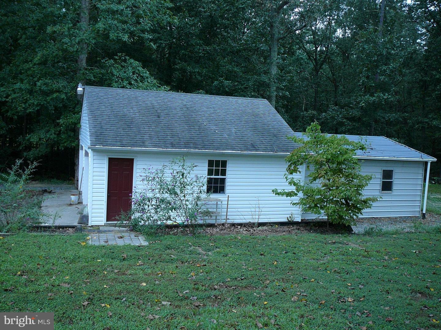 11219 Holly Ridge Lane Ruther Glen, VA 22546 - Photo 26 of 29 Gallery Image 26