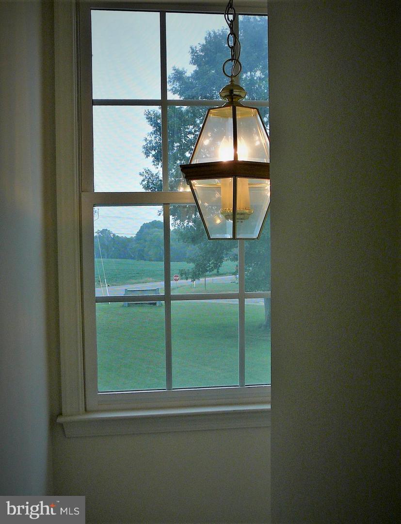 11219 Holly Ridge Lane Ruther Glen, VA 22546 - Photo 4 of 29 Gallery Image 4