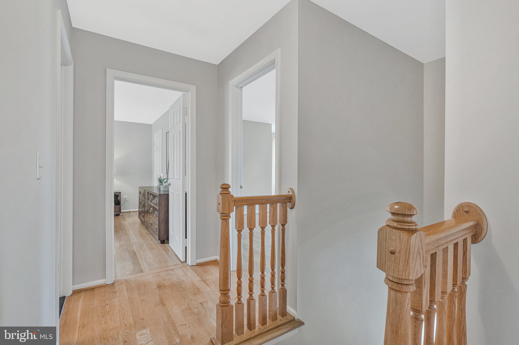 7 South Lowery Court Sterling, VA 20165 - Photo 23 of 63 a view of hallway with furniture and front door