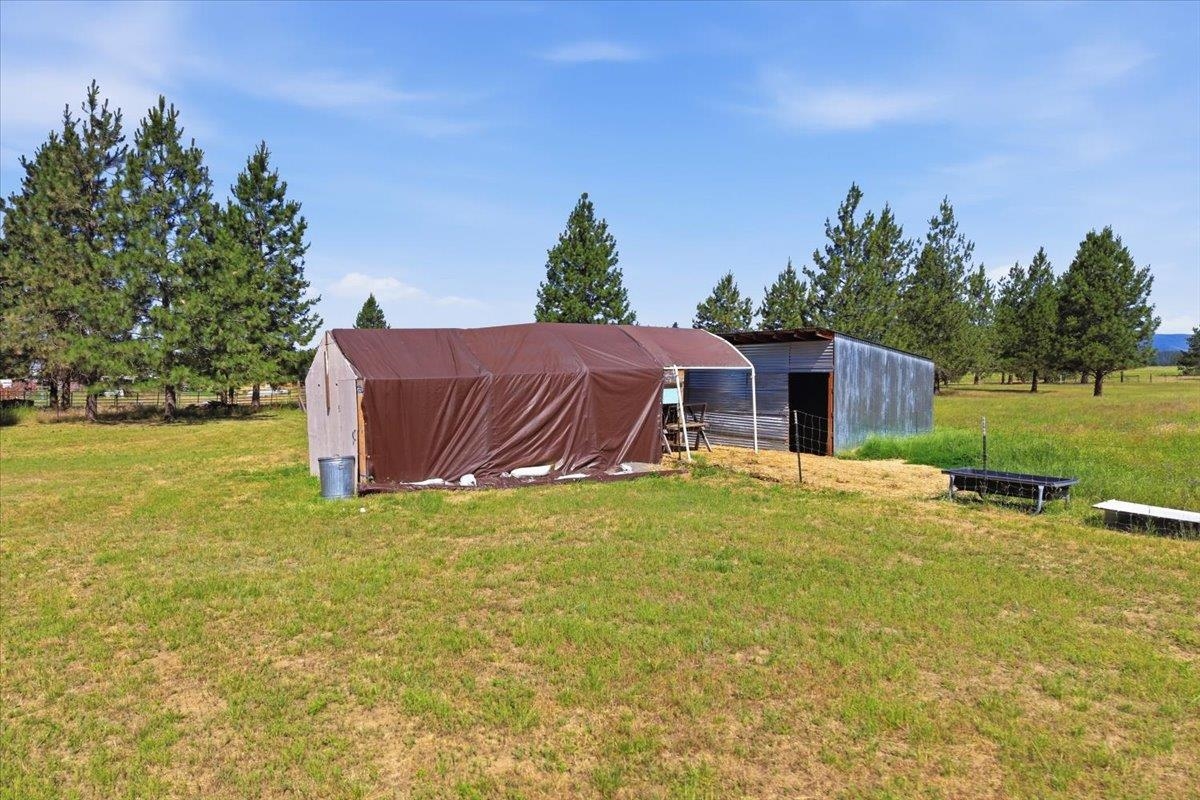 5717 East Oregon Road Elk, WA 99009 - Photo 37 of 50