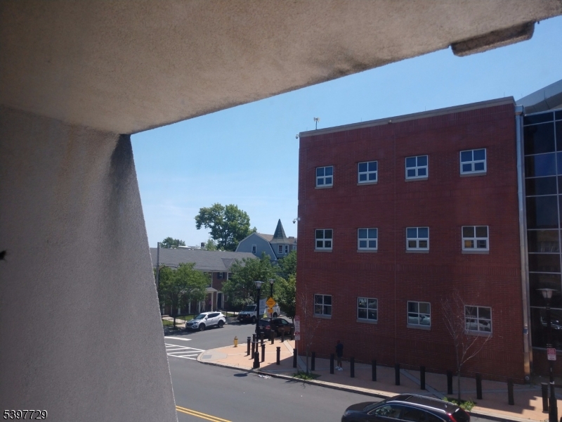 475 Clinton Avenue, Unit 3 Newark, NJ 07108 - Photo 4 of 8