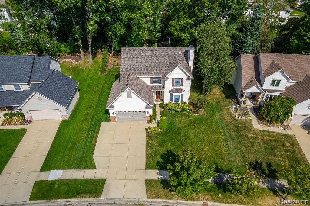 854 Northern Ridge Drive Brighton, MI 48116 - Photo 4 of 32 Gallery Image 4