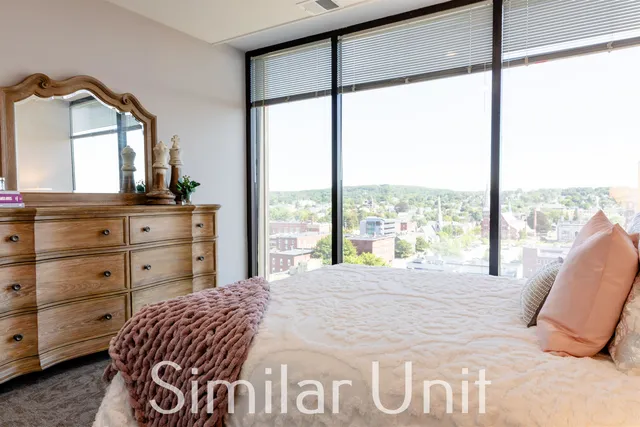 $3,090 | 1000 Elm Street, Unit 115, Manchester, NH 03101