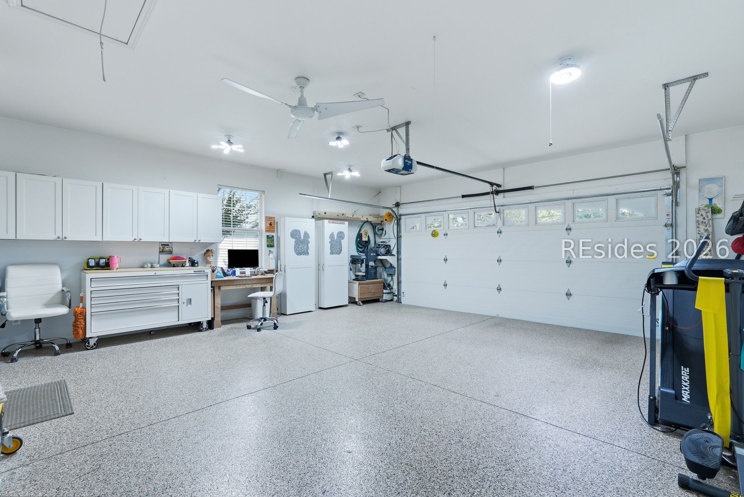 22 St Andrews Lane Bluffton, SC 29909 - Photo 20 of 28 Garage