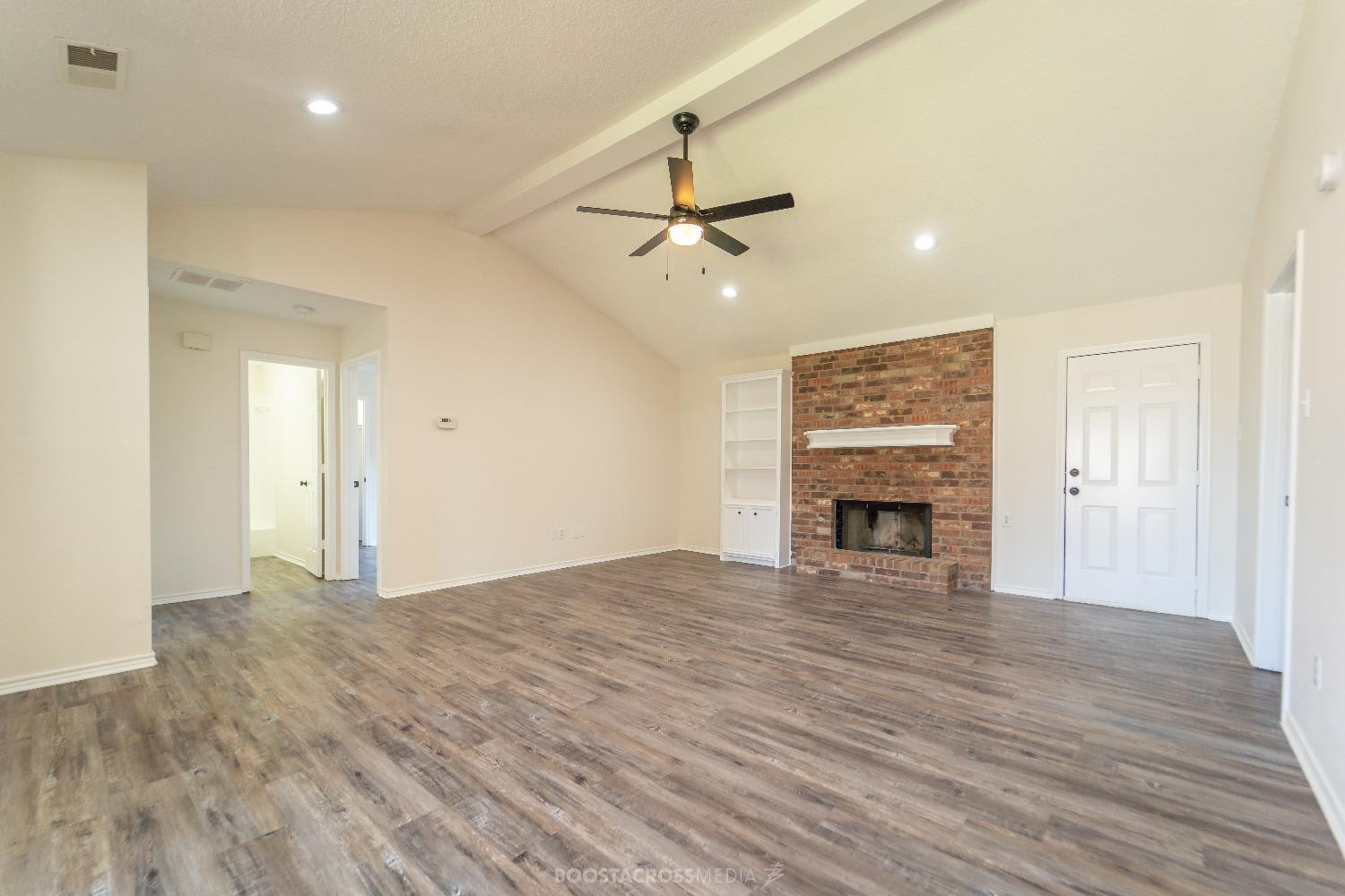 4720 60th Street Lubbock, TX 79414 - Photo 5 of 25 Photo 5
