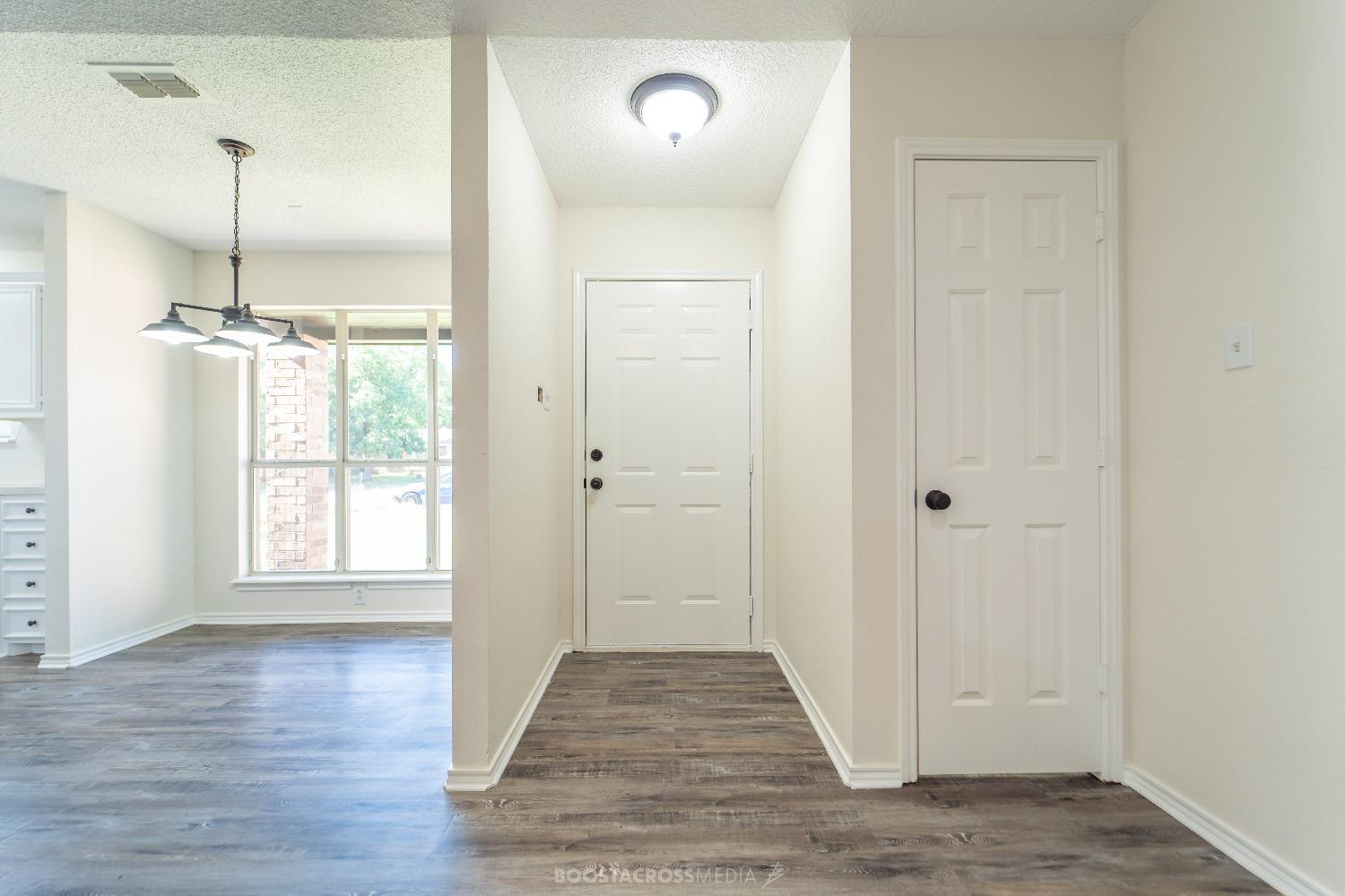 4720 60th Street Lubbock, TX 79414 - Photo 7 of 25 Photo 7