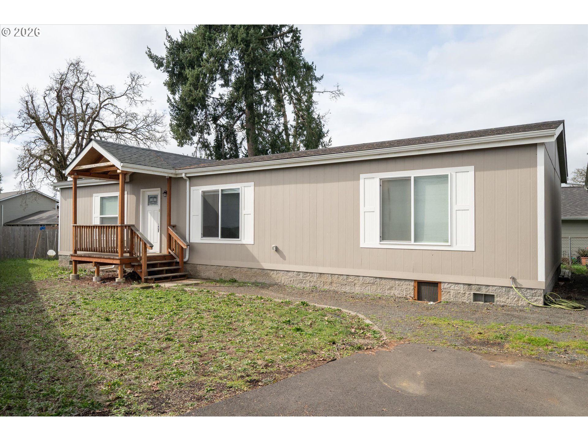 975 North 16th Street Cottage Grove, OR 97424 - Photo 3 of 29