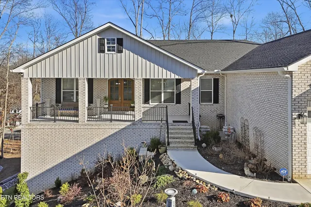 $850,000 | 122 Nuhya Way, Loudon, TN 37774