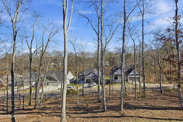 $850,000 | 122 Nuhya Way, Loudon, TN 37774