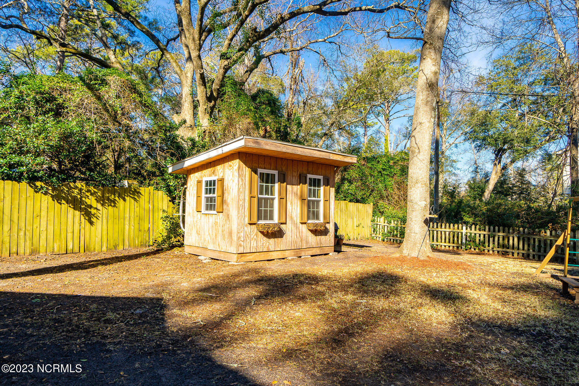 4200 Country Club Road Morehead City, NC 28557 - Photo 33 of 42 Shed