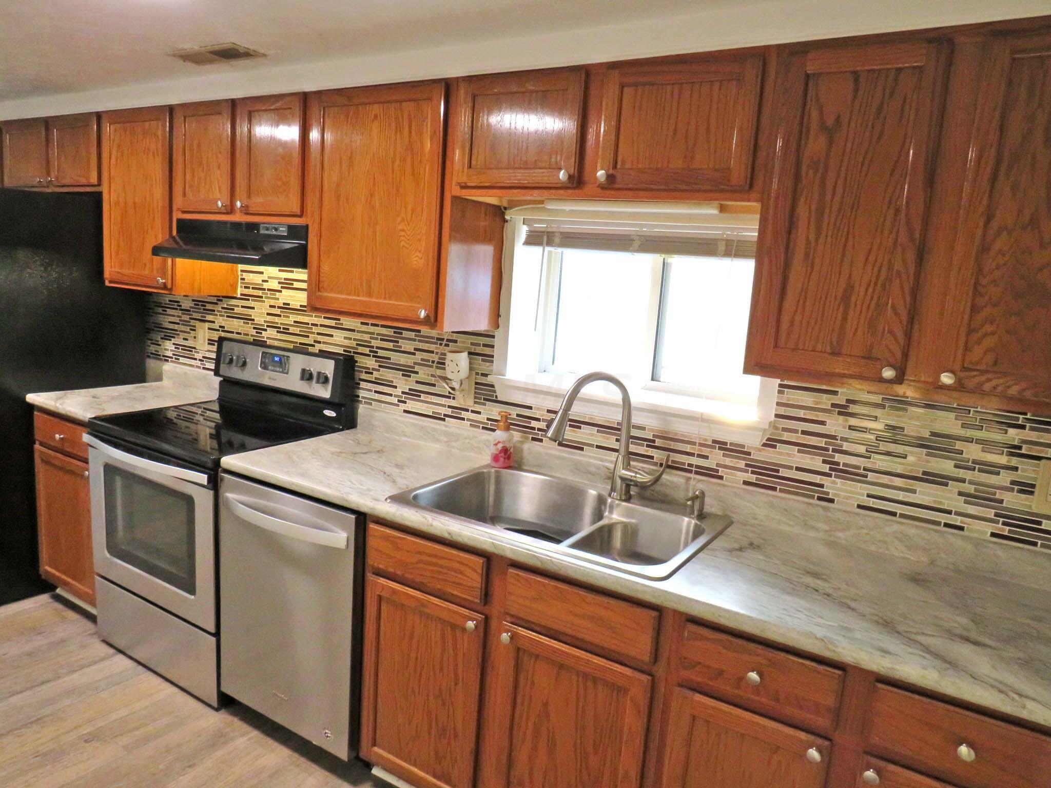 8035 Slough Road Northwest Carroll, OH 43112 - Photo 10 of 48 Kitchen 4