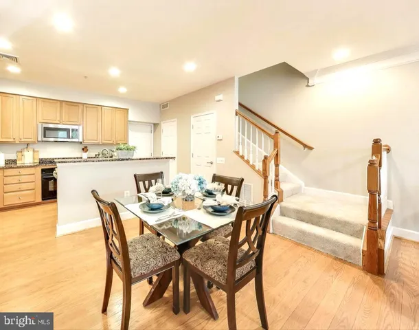 $3,200 | 2400 Brookmoor Lane, Woodbridge, VA 22191