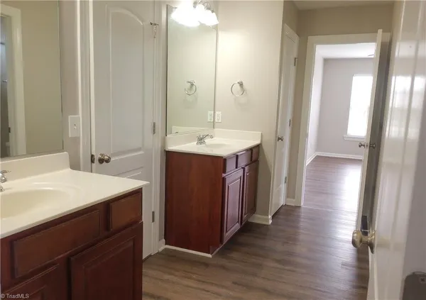 $469,900 | 108 North Honey Locust Drive, Thomasville, NC 27360