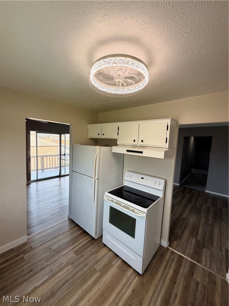 9976 Darrow Road, Unit 6 Twinsburg, OH 44087 - Photo 4 of 19