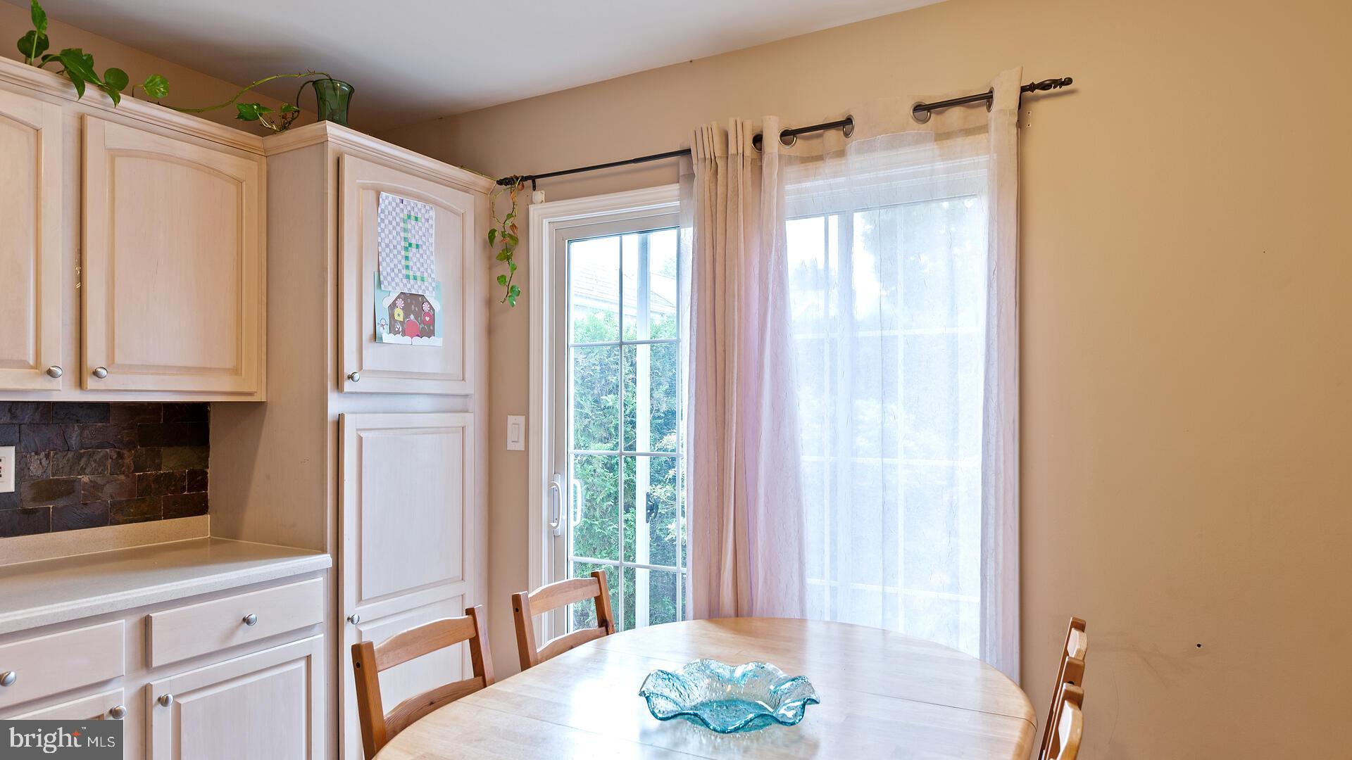 144 Coburn Road Pennington, NJ 08534 - Photo 12 of 32
