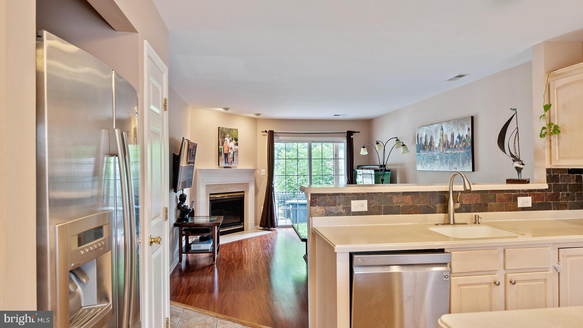 144 Coburn Road Pennington, NJ 08534 - Photo 9 of 32
