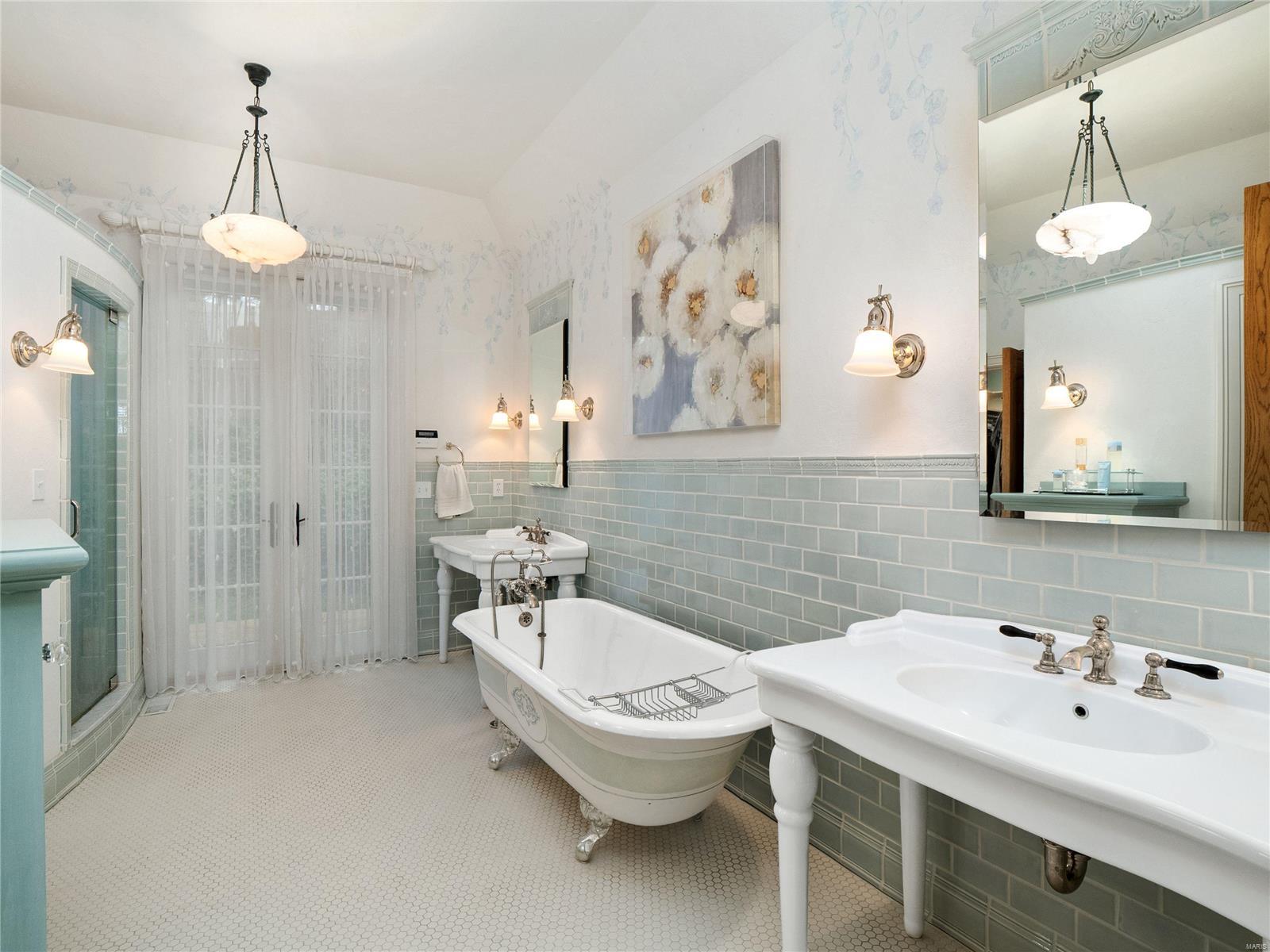 1041 Lay Road St. Louis, MO 63124 - Photo 20 of 48 Gallery Image 20