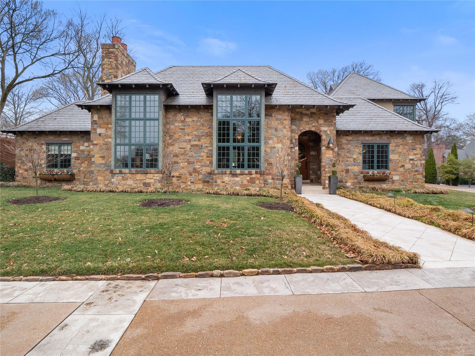 1041 Lay Road St. Louis, MO 63124 - Photo 3 of 48 Gallery Image 3