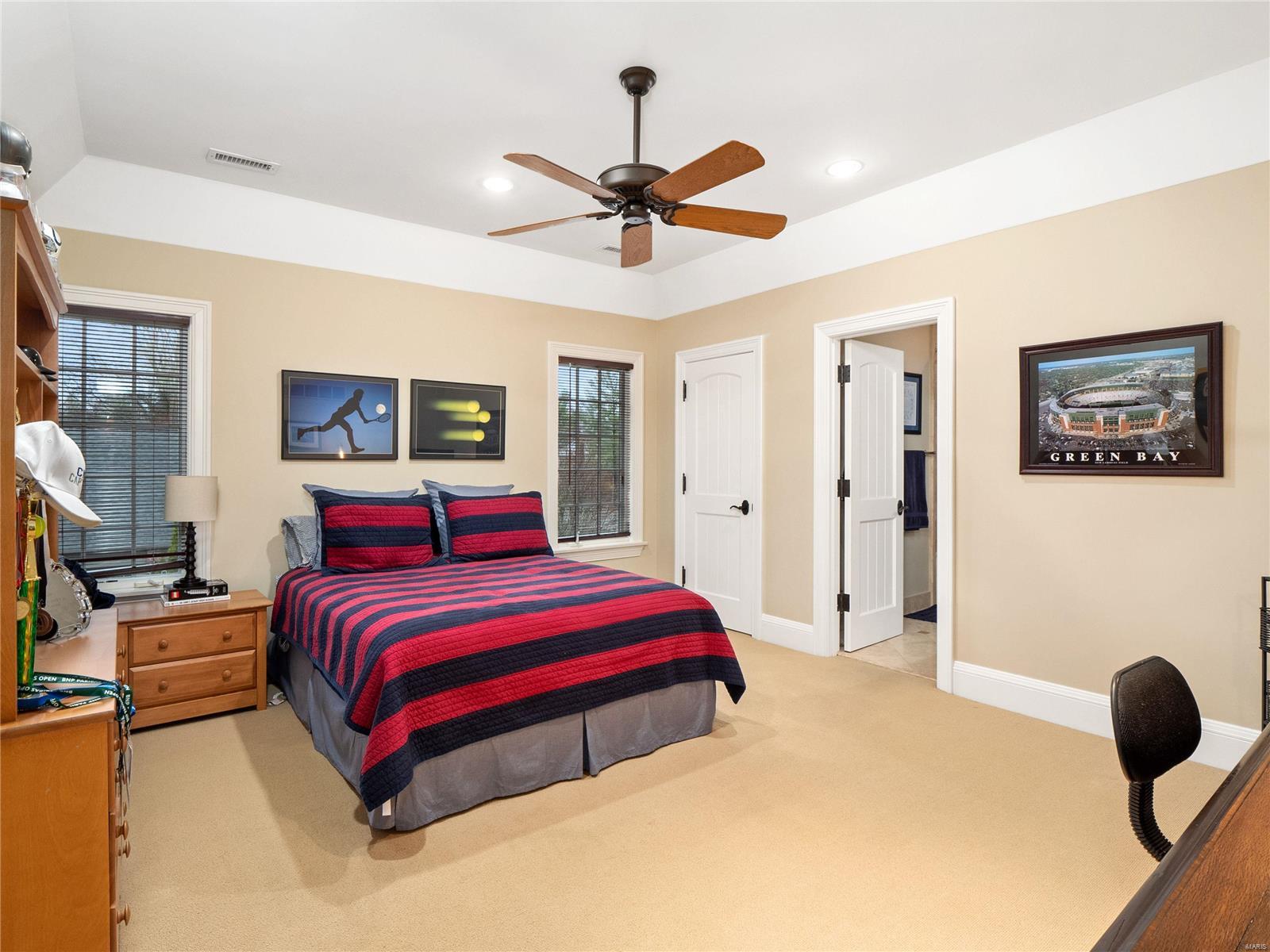 1041 Lay Road St. Louis, MO 63124 - Photo 27 of 48 Gallery Image 27