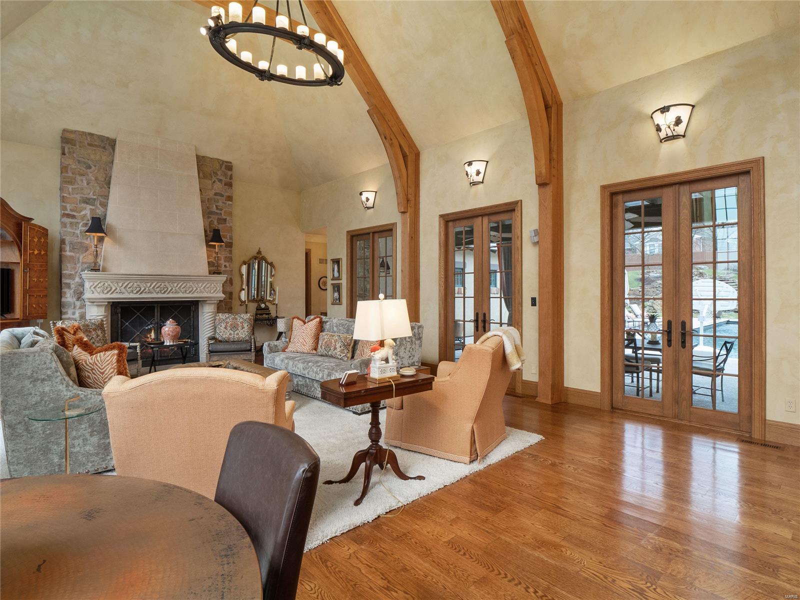 1041 Lay Road St. Louis, MO 63124 - Photo 9 of 48 Gallery Image 9
