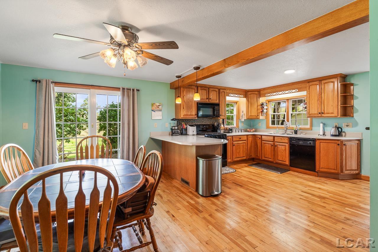 13986 Beecher Road Hudson, MI 49247 - Photo 8 of 66 Gallery Image 8