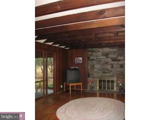 394 Riverview Road Swarthmore, PA 19081 - Photo 2 of 5 Gallery Image 2