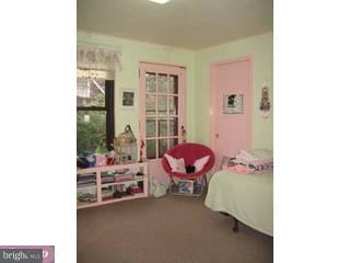 394 Riverview Road Swarthmore, PA 19081 - Photo 4 of 5 Gallery Image 4