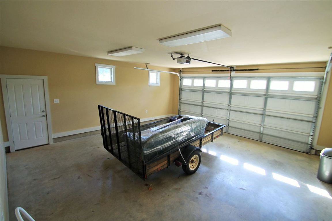 124 Cane Creek Harbor Road Seneca, SC 29672 - Photo 13 of 35 Gallery Image 13
