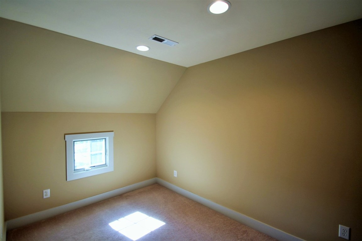 124 Cane Creek Harbor Road Seneca, SC 29672 - Photo 20 of 35 Gallery Image 20