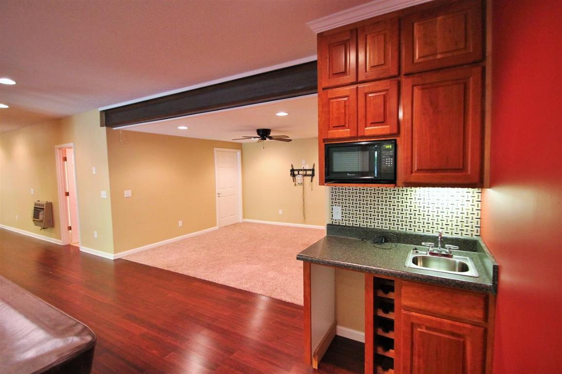124 Cane Creek Harbor Road Seneca, SC 29672 - Photo 27 of 35 Gallery Image 27